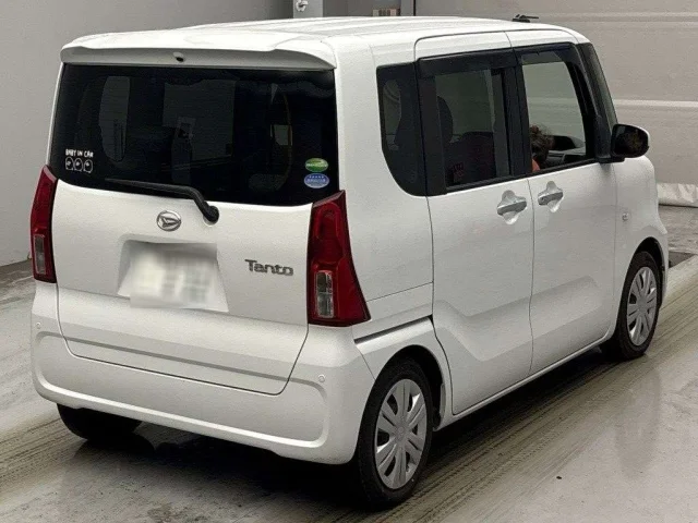 Daihatsu TANTO — фото 2
