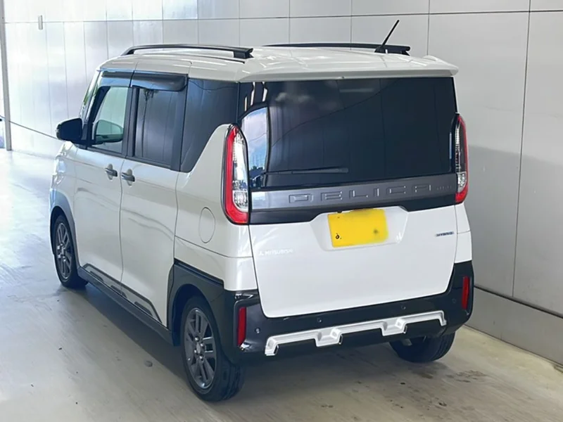 Mitsubishi DELICA MINI — фото 2