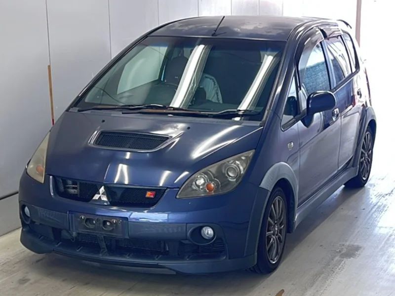Mitsubishi COLT — фото 1