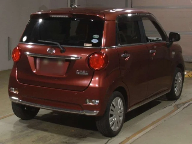 Daihatsu CAST — фото 2