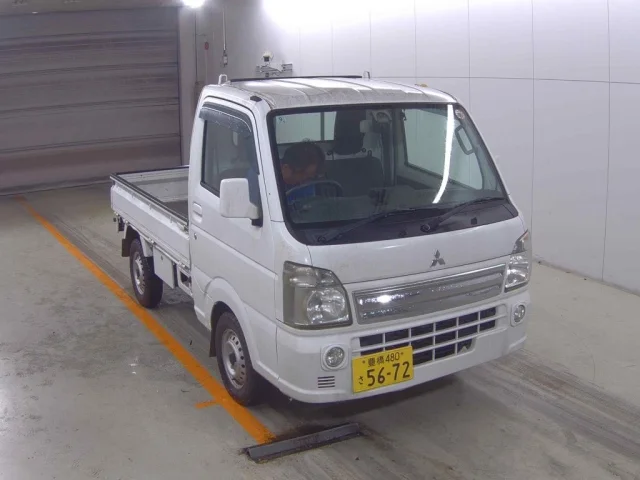 Mitsubishi MINICAB TRUCK