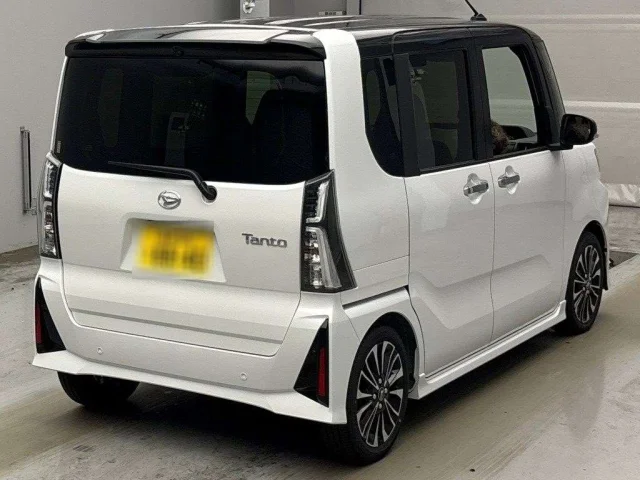 Daihatsu TANTO — фото 2