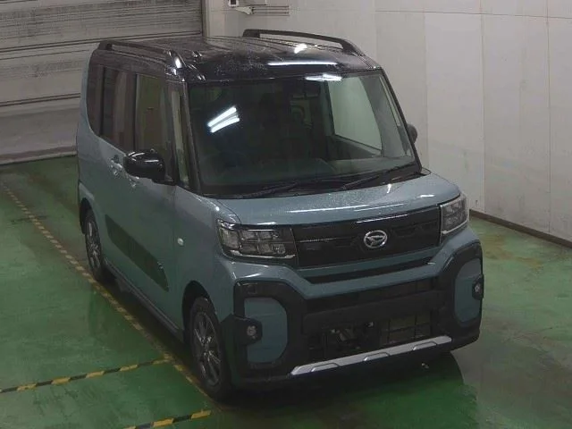 Daihatsu TANTO — фото 1