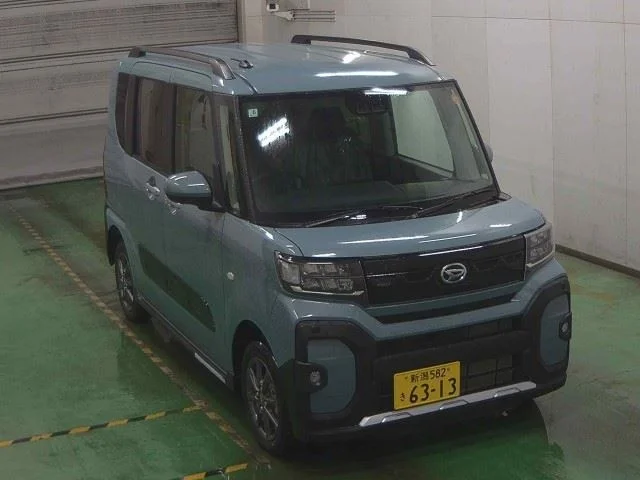 Daihatsu TANTO — фото 1