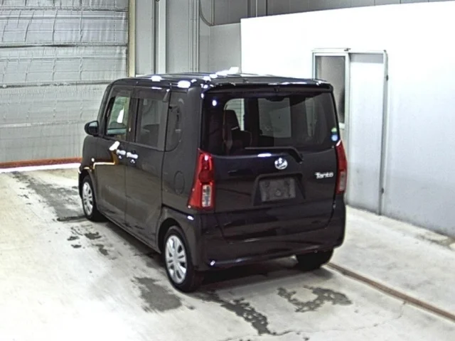 Daihatsu TANTO — фото 2