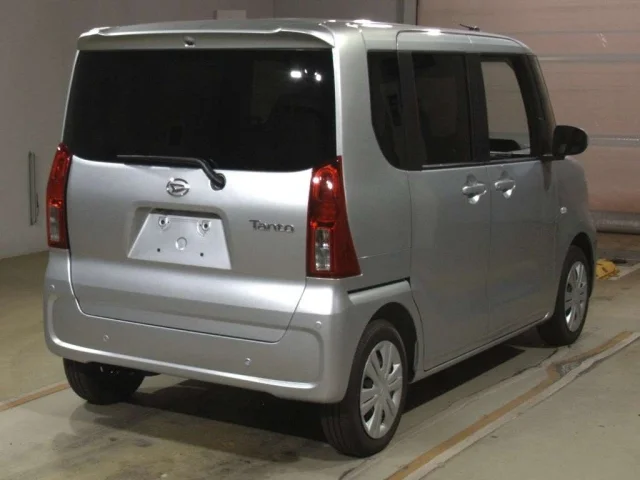 Daihatsu TANTO — фото 2
