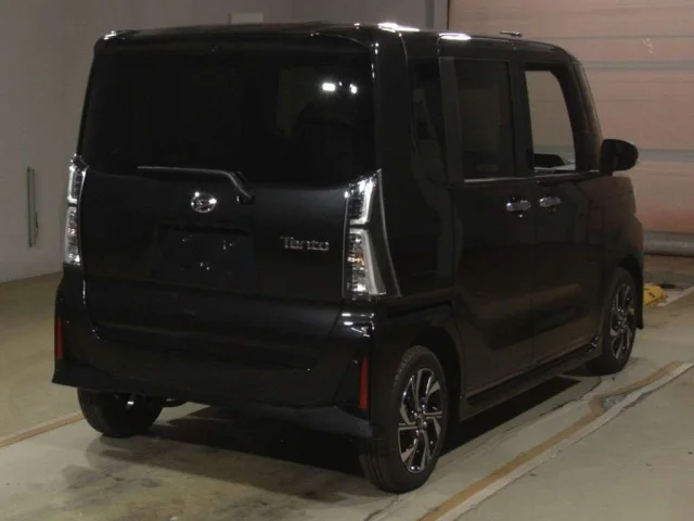 Daihatsu TANTO — фото 2