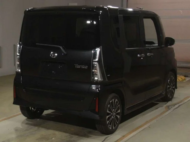 Daihatsu TANTO — фото 2