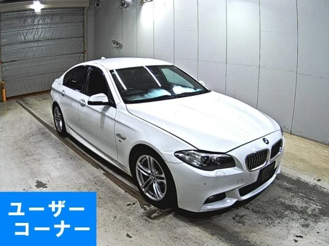BMW 5-Series — фото 1