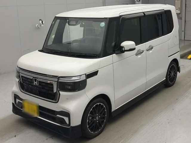Honda N BOX — фото 1