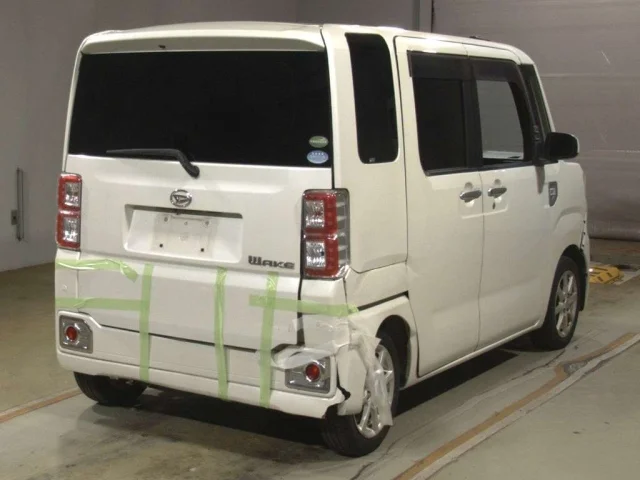 Daihatsu WAKE — фото 2