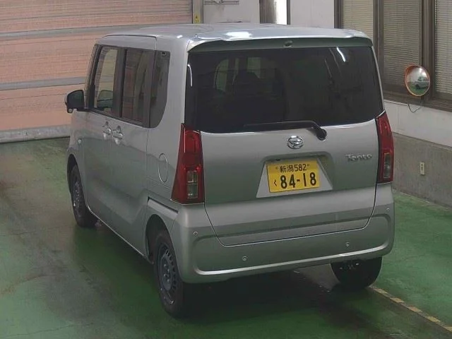 Daihatsu TANTO — фото 2