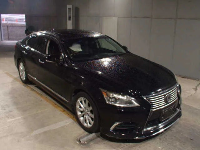 Lexus LS
