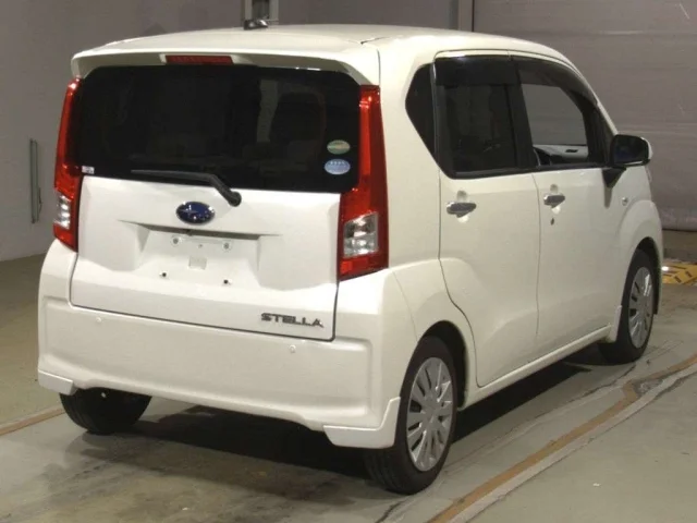 Subaru STELLA — фото 2