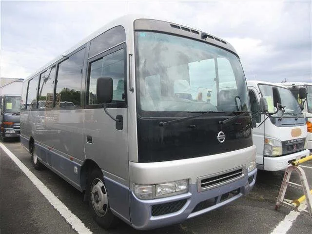Nissan CIVILIAN — фото 1