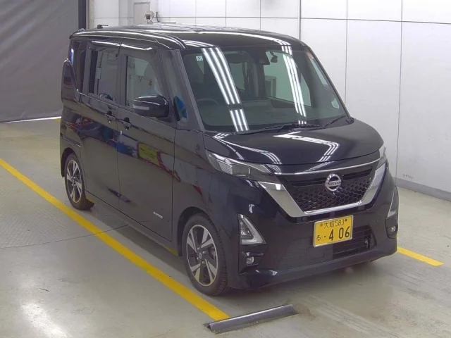 Nissan ROOX