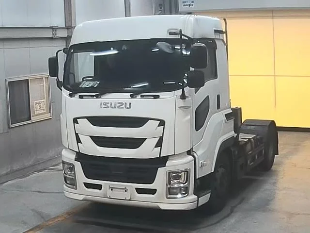 Isuzu TRUCK — фото 1