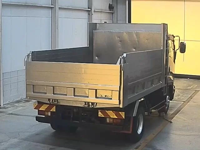 Isuzu FORWARD — фото 2