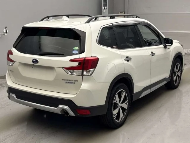 Subaru FORESTER — фото 2