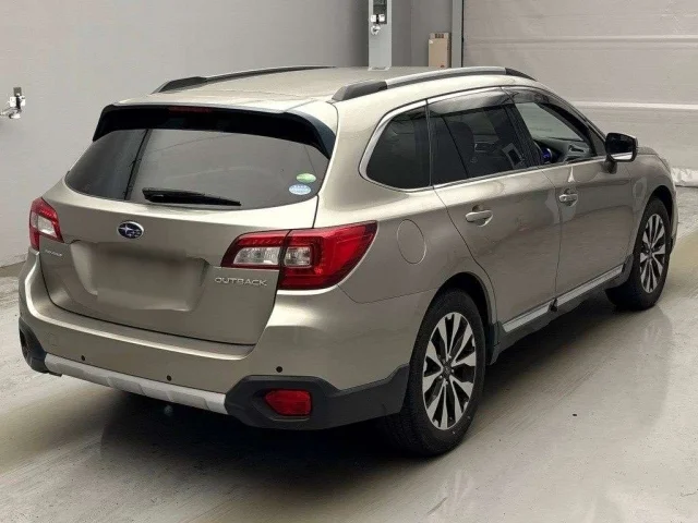 Subaru LEGACY OUTBACK — фото 2