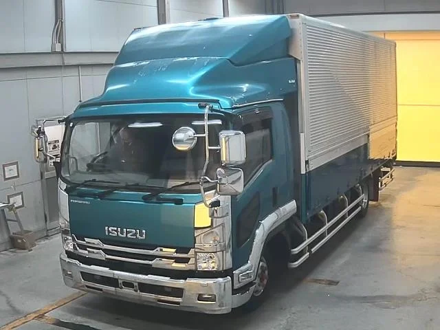 Isuzu FORWARD — фото 1