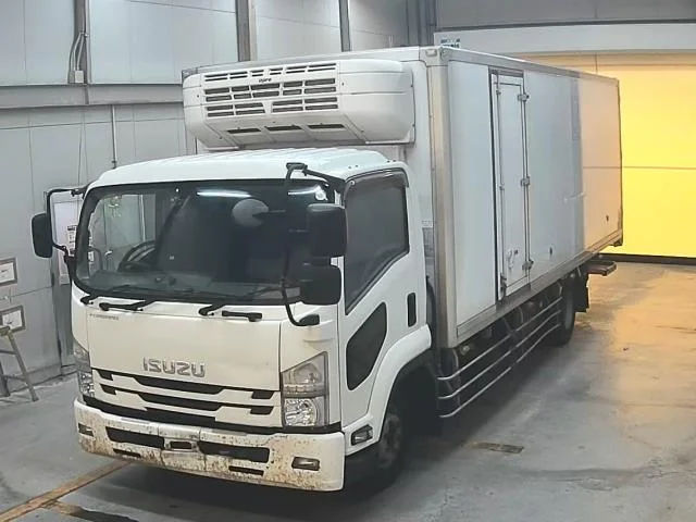 Isuzu FORWARD — фото 1