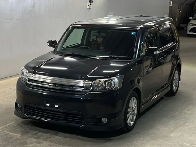 Toyota COROLLA RUMION