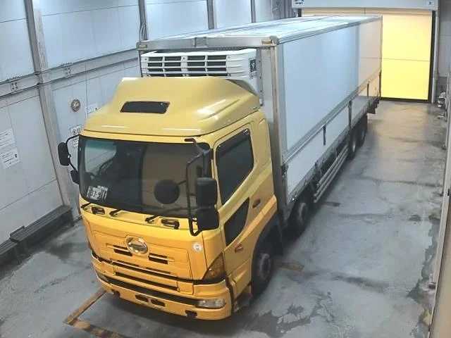 HINO TRUCK — фото 1