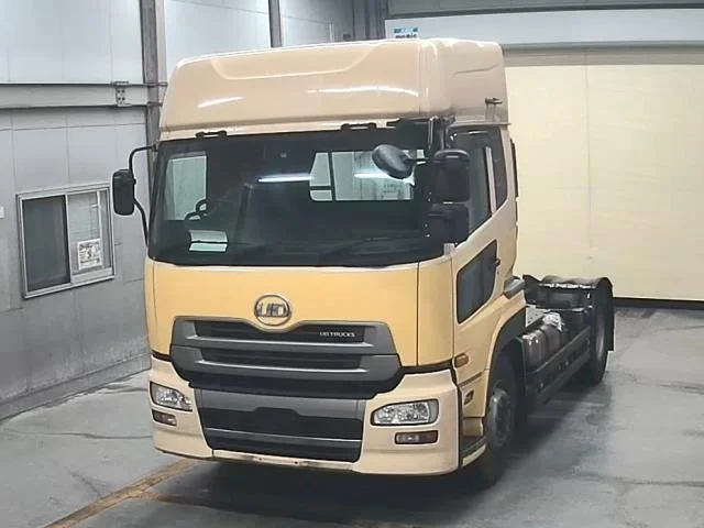 Nissan UD SERIES — фото 1