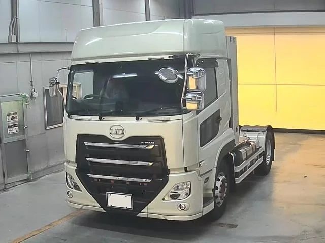 Nissan UD SERIES — фото 1