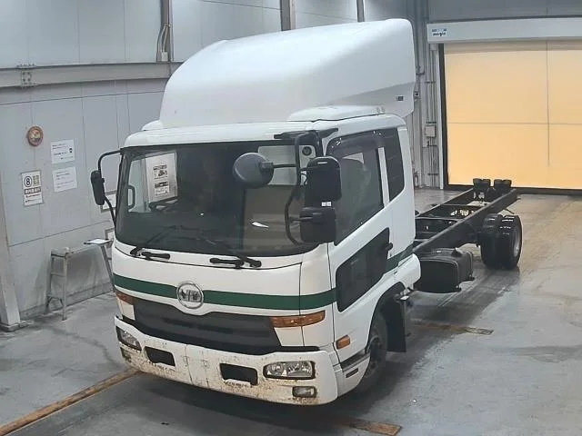 Nissan CONDOR — фото 1