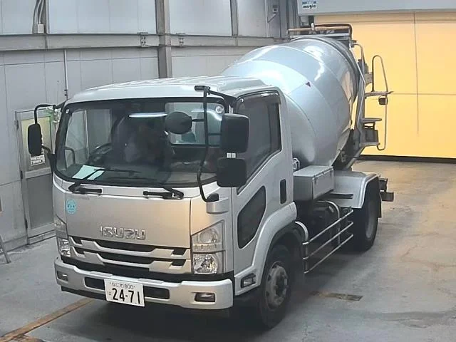 Isuzu FORWARD — фото 1