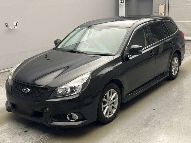 Subaru LEGACY — фото 1