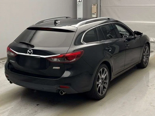 Mazda ATENZA WAGON — фото 2