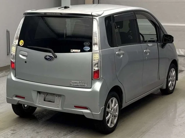 Subaru STELLA — фото 2