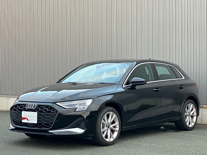 Audi A3 — фото 1