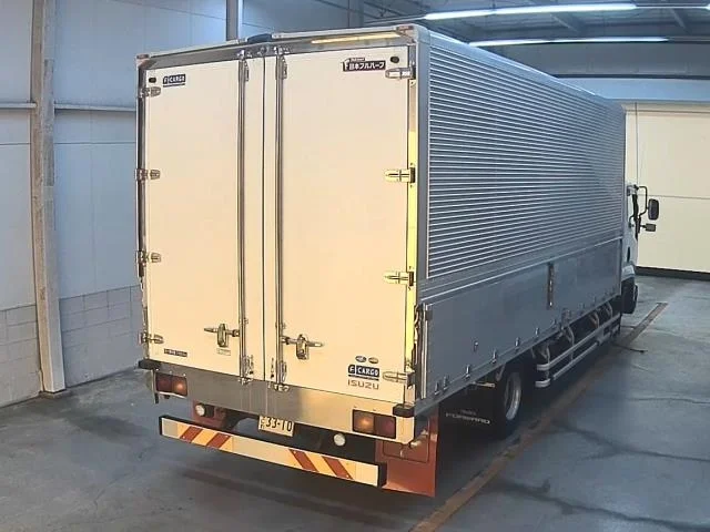 Isuzu FORWARD — фото 2