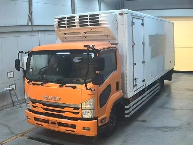 Isuzu FORWARD — фото 1