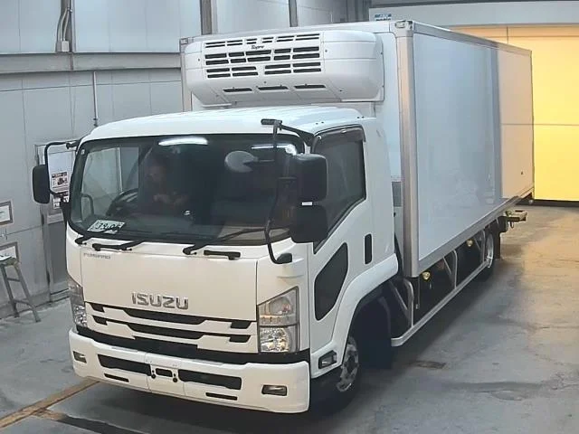 Isuzu FORWARD — фото 1