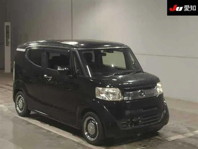 Honda N BOX SLASH