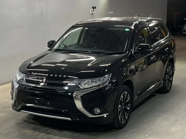 Mitsubishi OUTLANDER PHEV