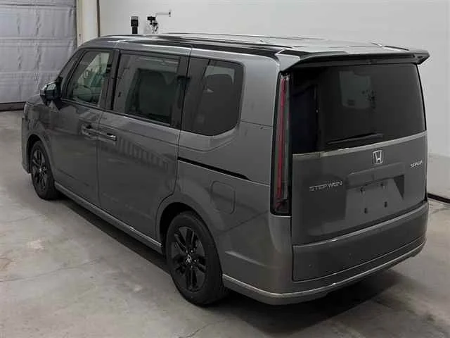 Honda STEP WAGON — фото 2