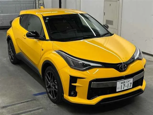 Toyota C-HR — фото 1