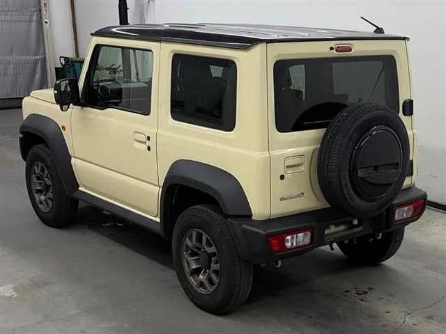 Suzuki JIMNY SIERRA — фото 2