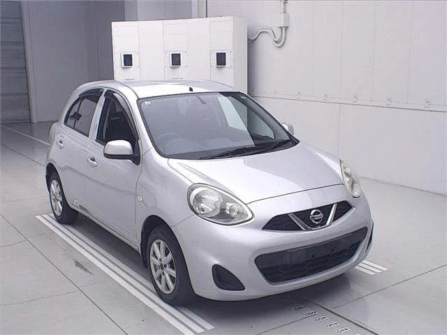 Nissan MARCH — фото 1