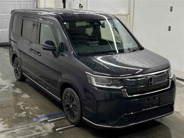 Honda STEP WAGON — фото 1