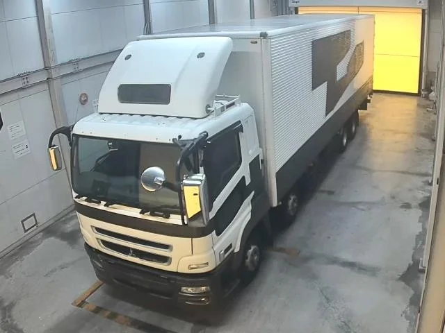 Mitsubishi FUSO TRUCK