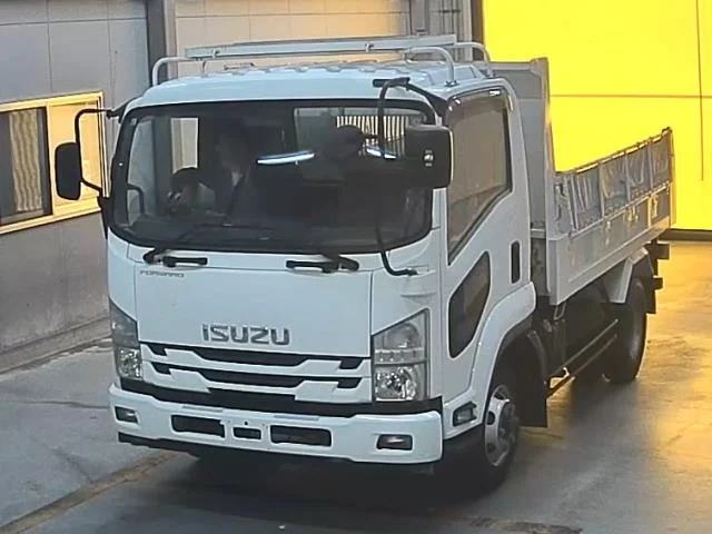 Isuzu FORWARD — фото 1