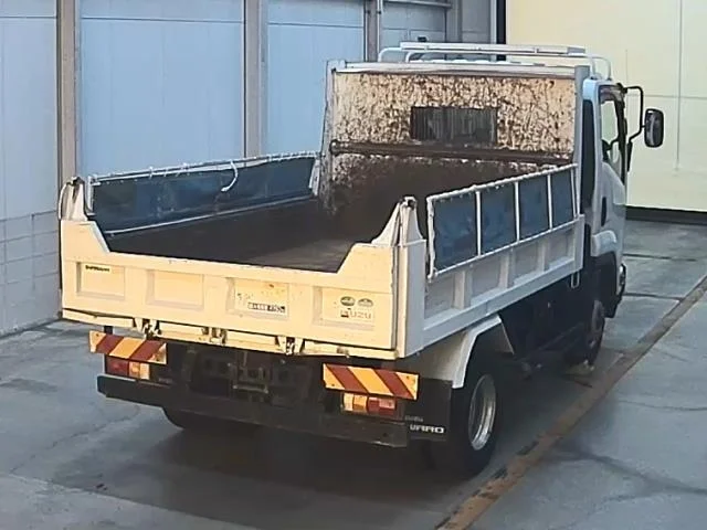Isuzu FORWARD — фото 2