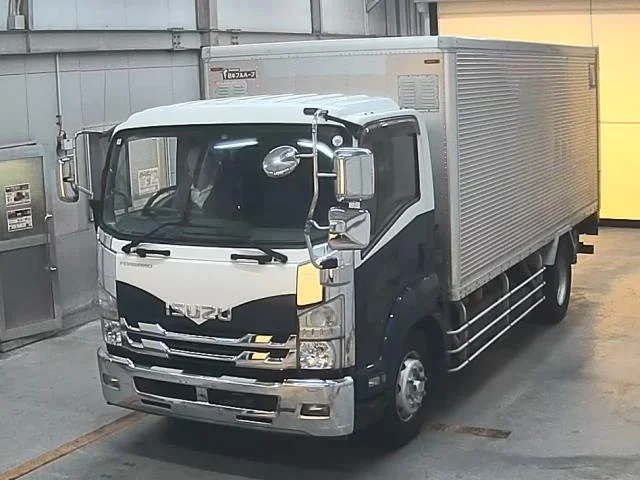 Isuzu FORWARD — фото 1